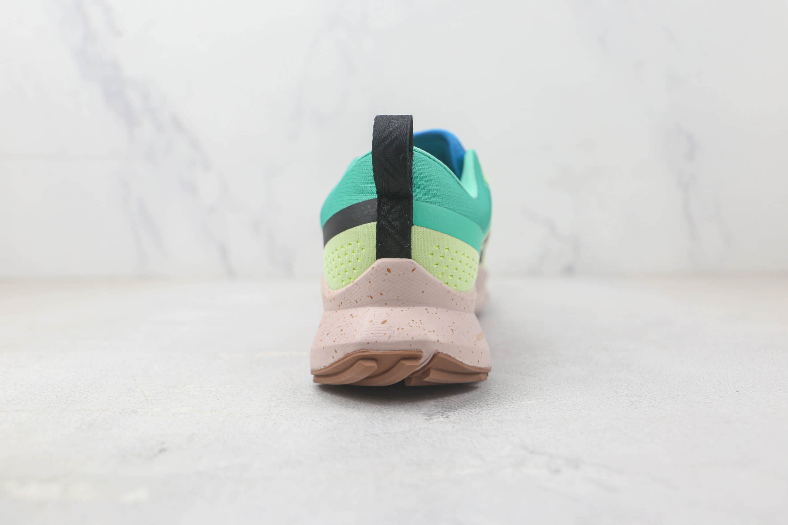 耐克Nike Pegasus Trail 4纯原版本绿粉色户外越野跑鞋 耐克越野系列跑鞋 货号：DJ6158-501