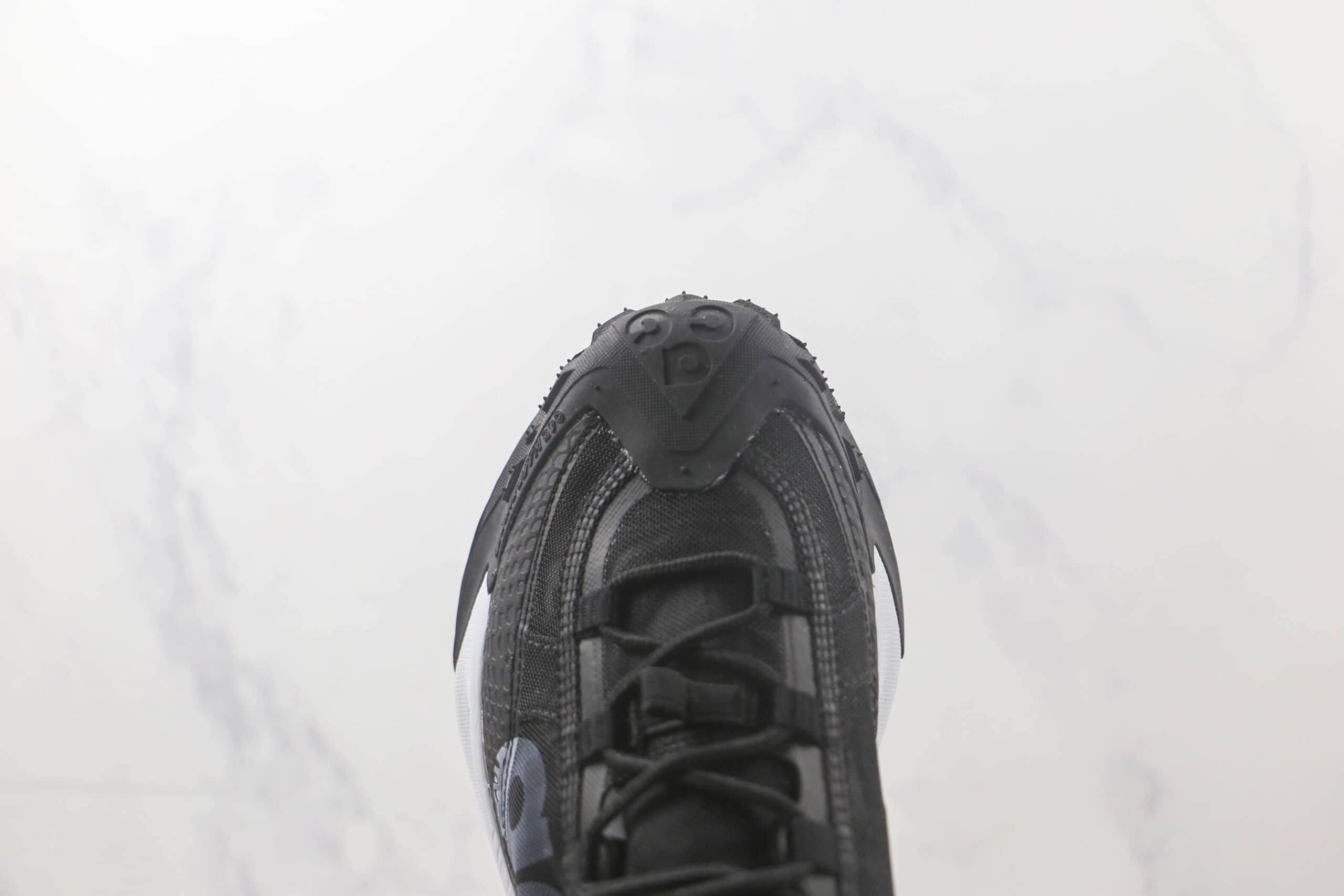 耐克Nike ACG MOUNTAIN FLY 2 Low纯原版本ACG户外登山系列跑鞋 耐克越野跑鞋系列 货号：DV7903-100