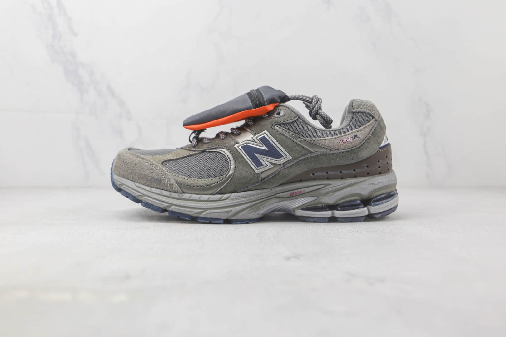 新百伦New Balance 2002纯原版本NB2002复古慢跑鞋 新百伦NB2002系列 货号：M2002RVA