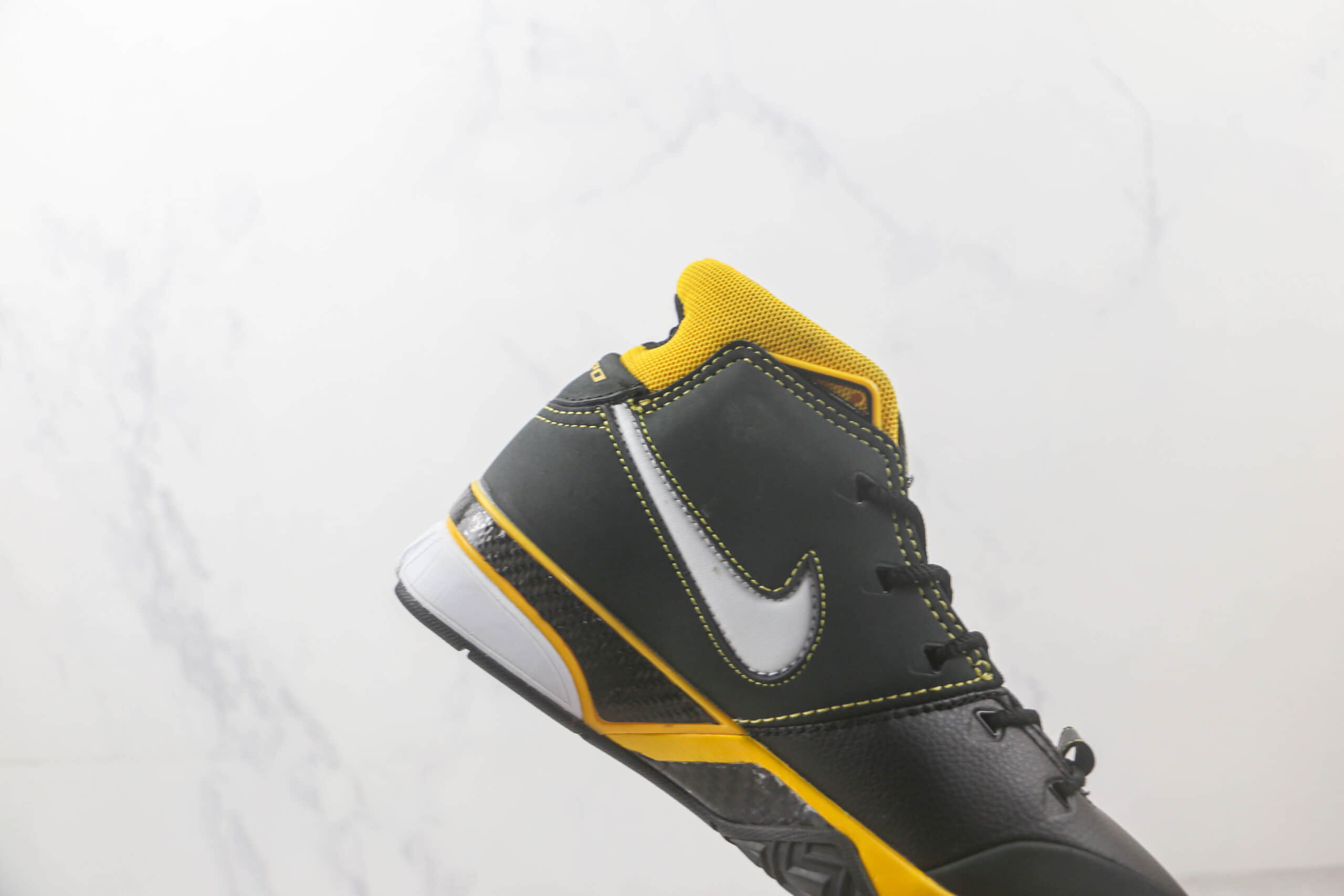 耐克NIKE KOBE 1 PROTRO科比1代实战篮球鞋 耐克科比1代球鞋 货号：AQ2728-003
