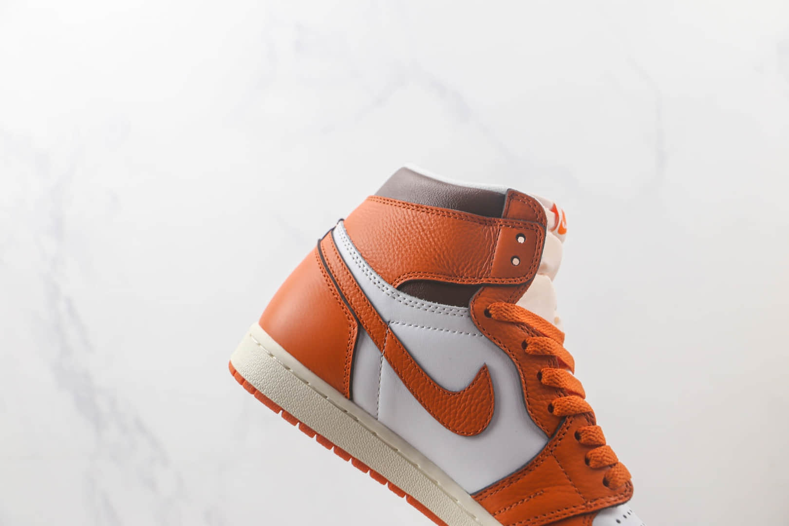 乔丹Air Jordan 1 Retro High纯原版本高帮AJ1爱马仕橙配色板鞋 莆田天花板AJ1系列 货号：DO9369-101