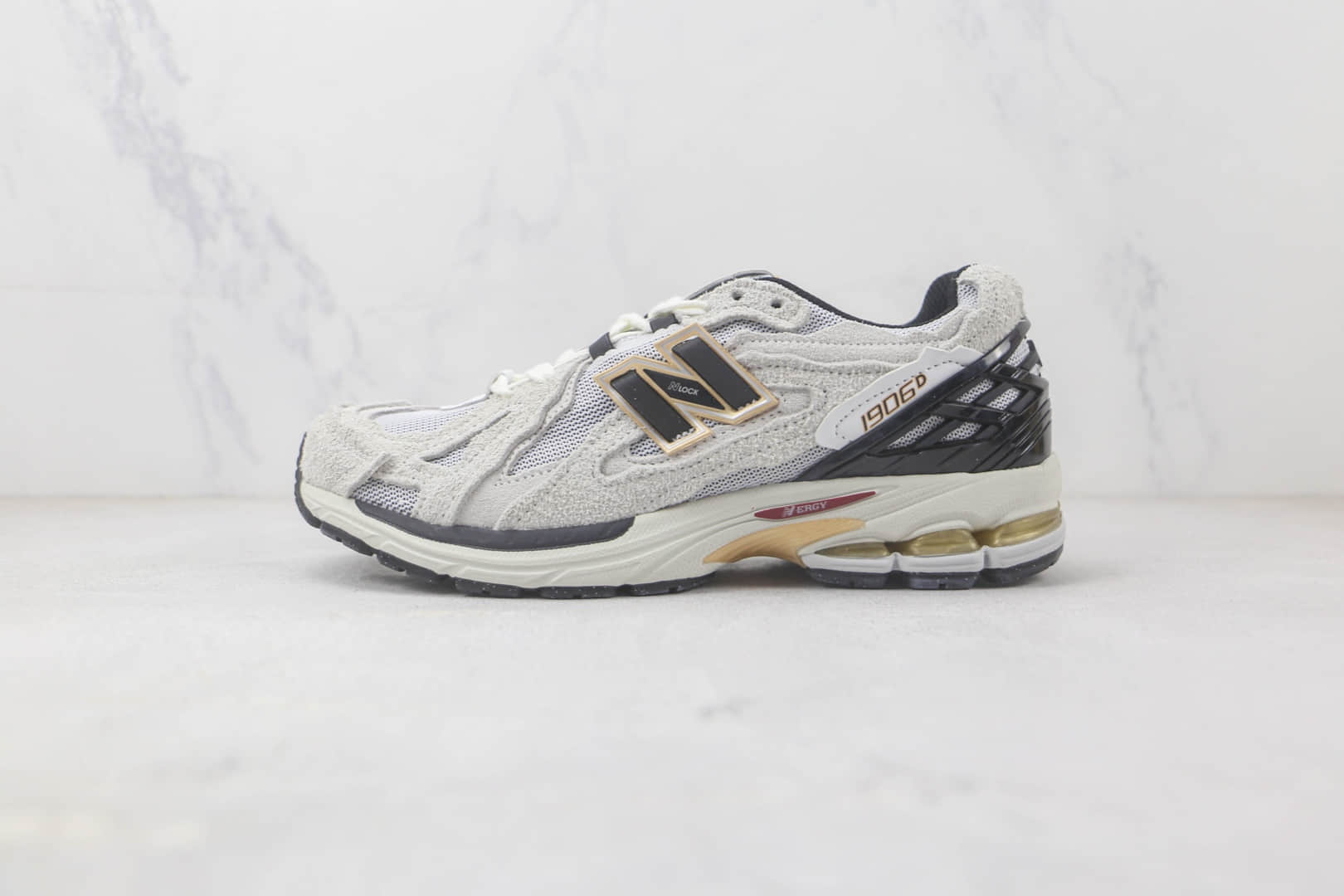 新百伦New Balance 1906纯原版本NB1906复古慢跑鞋 新百伦NB1906复古老爹鞋 货号：M1906DC