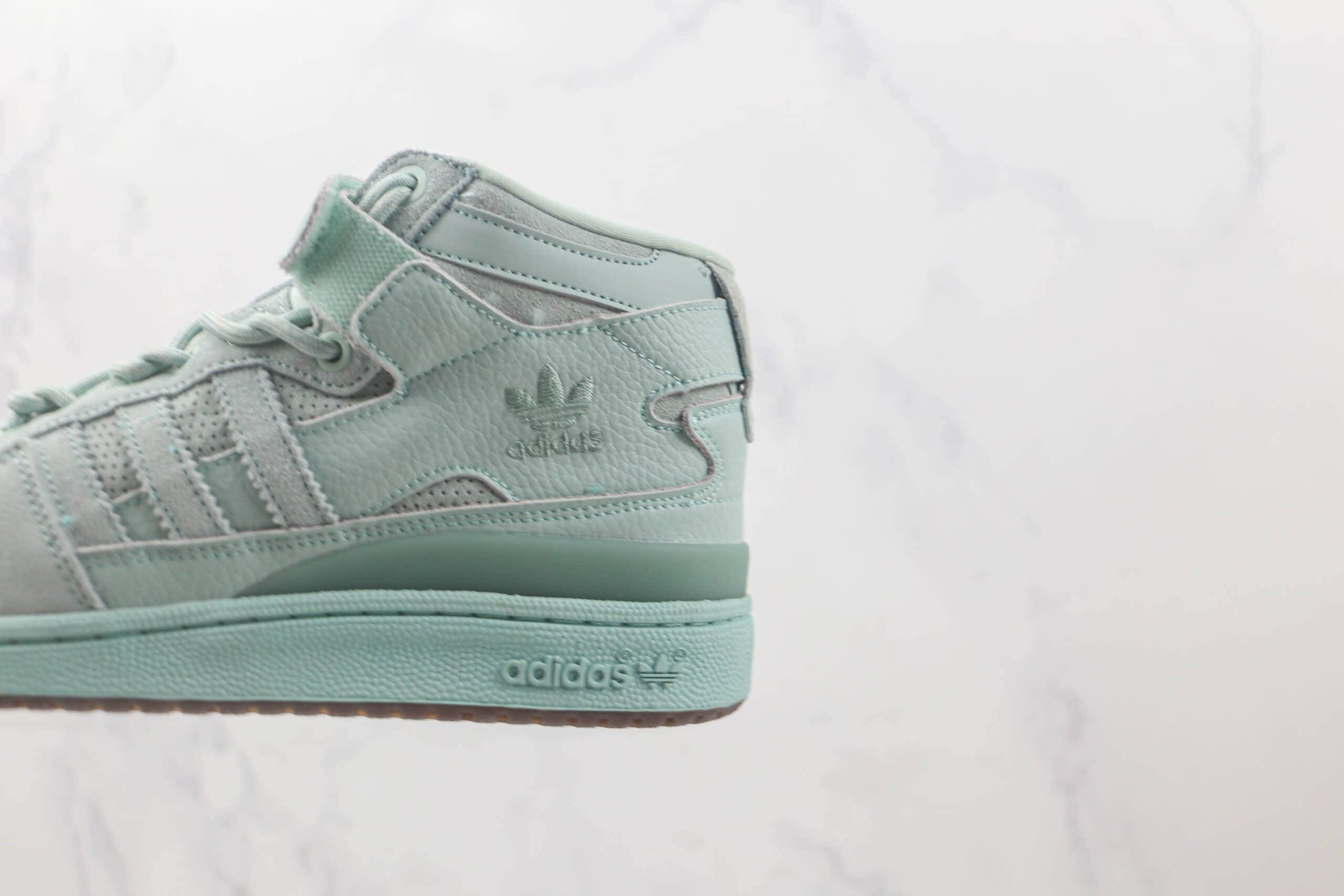 阿迪达斯Adidas Originals Forum 84 High纯原版本绿色魔术贴高帮复古系带百搭休闲运动板鞋 阿迪达斯校园板鞋 货号：FZ4387