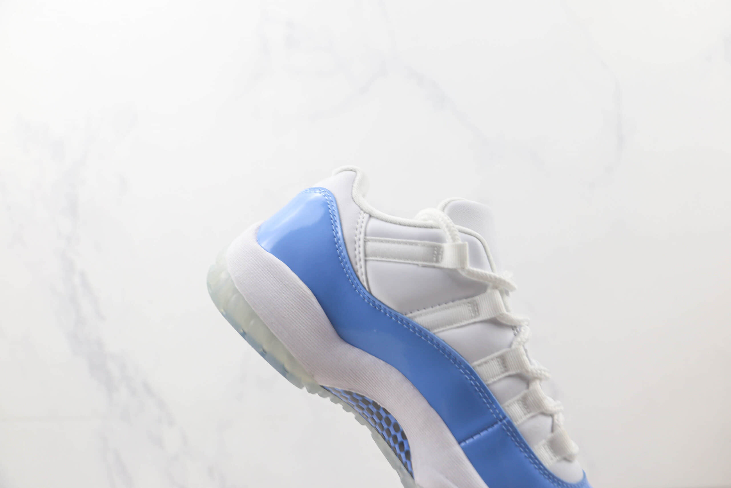 乔丹Air Jordan 11 Low Columbia纯原版本低帮AJ11北卡蓝配色球鞋 莆田天花板AJ系列 货号：528895-108