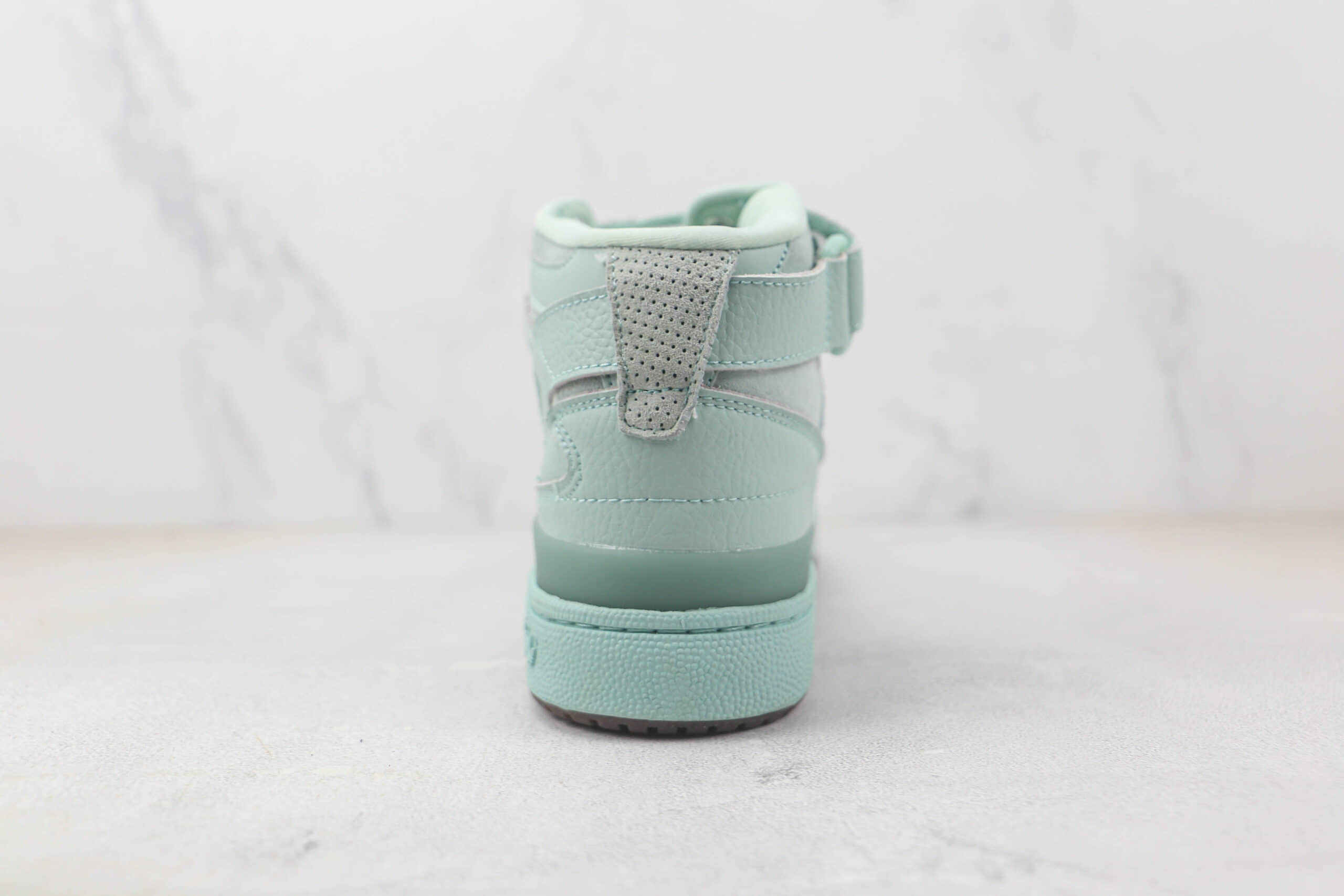 阿迪达斯Adidas Originals Forum 84 High纯原版本绿色魔术贴高帮复古系带百搭休闲运动板鞋 阿迪达斯校园板鞋 货号：FZ4387