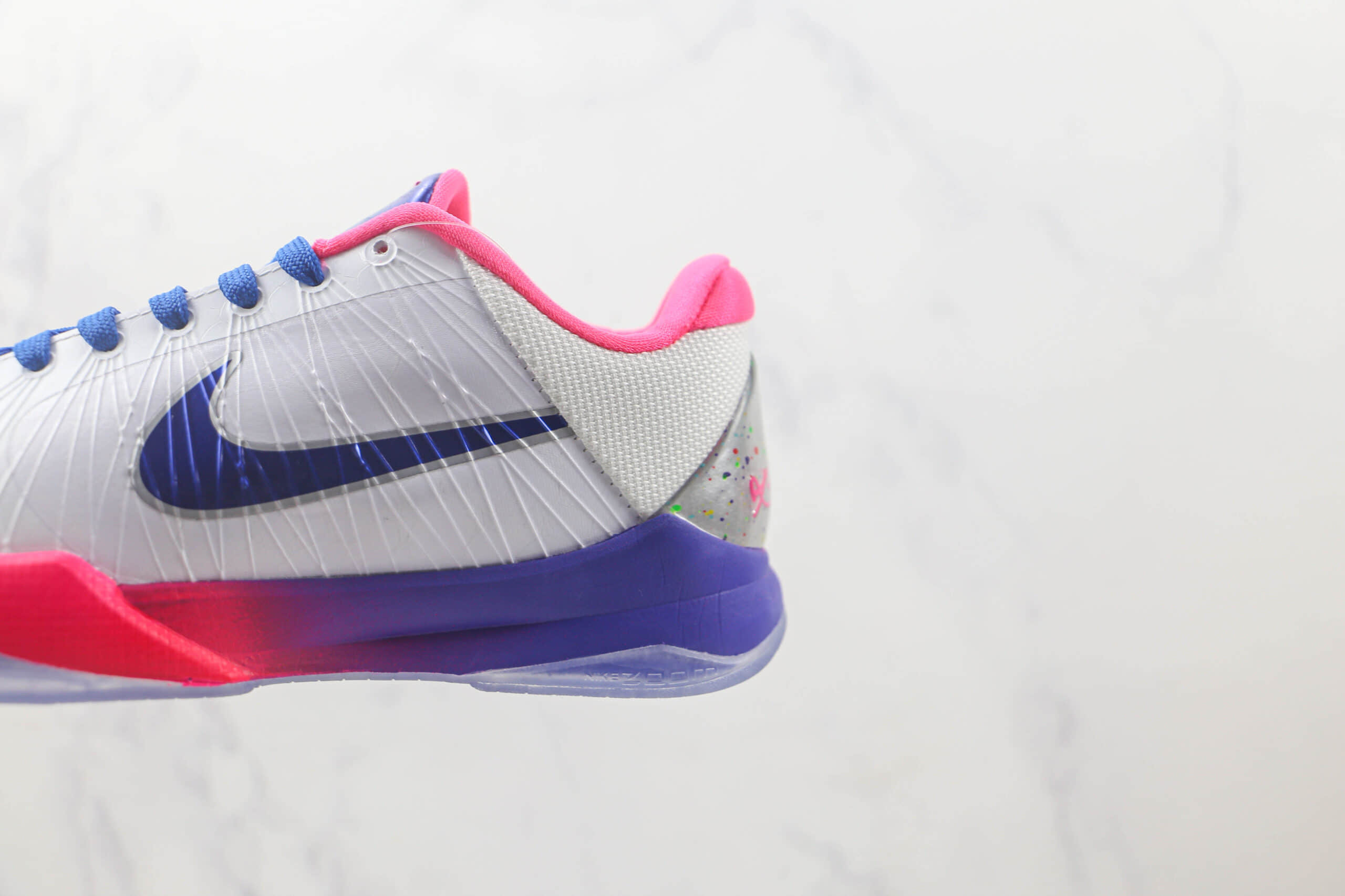 耐克Nike Zoom Kobe 5 Kay Yow纯原版本科比5代乳腺癌配色实战篮球鞋 莆田天花板科比球鞋货源 货号：CW2210-100