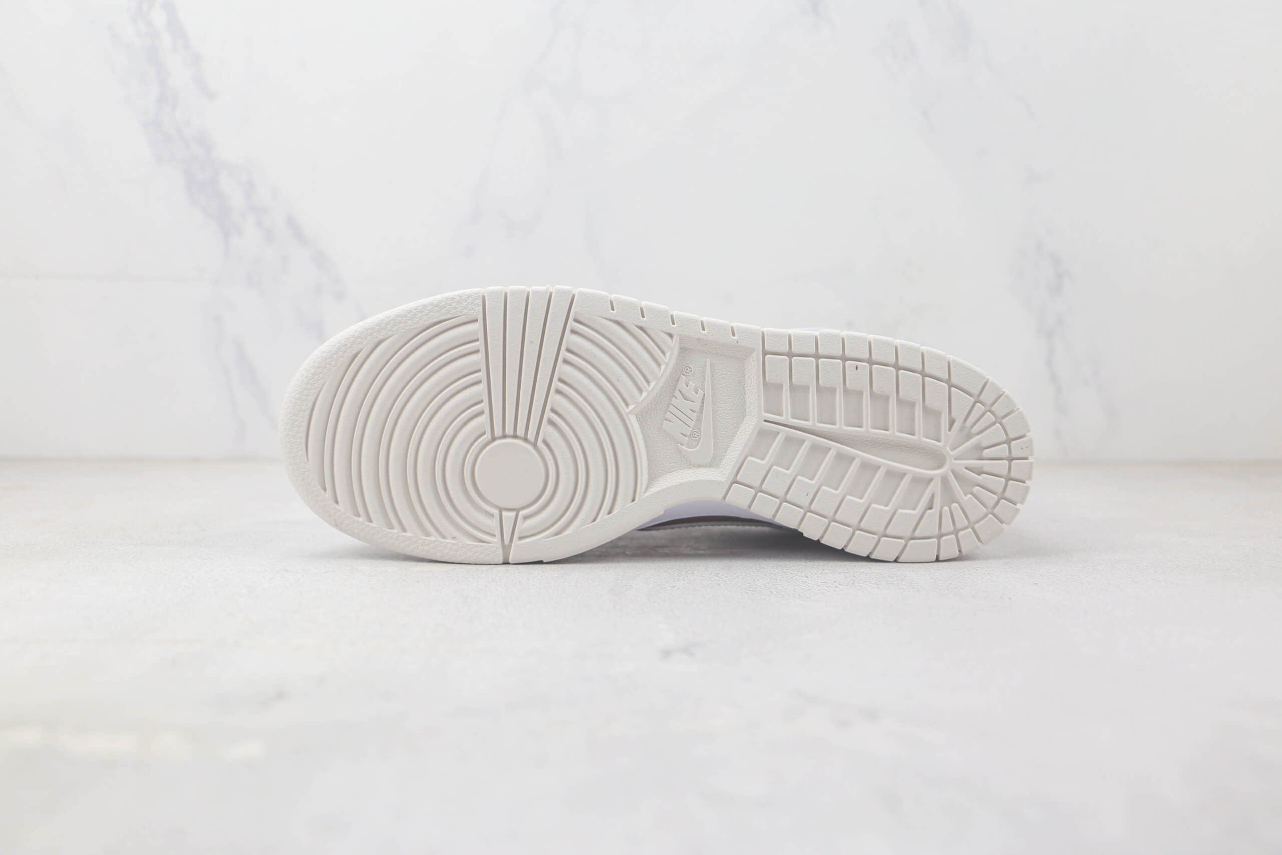 耐克Nike SB Dunk Low Dunk纯原版本低帮SB DUNK白棕色板鞋 莆田天花板DUNK系列 货号：NY3325-203
