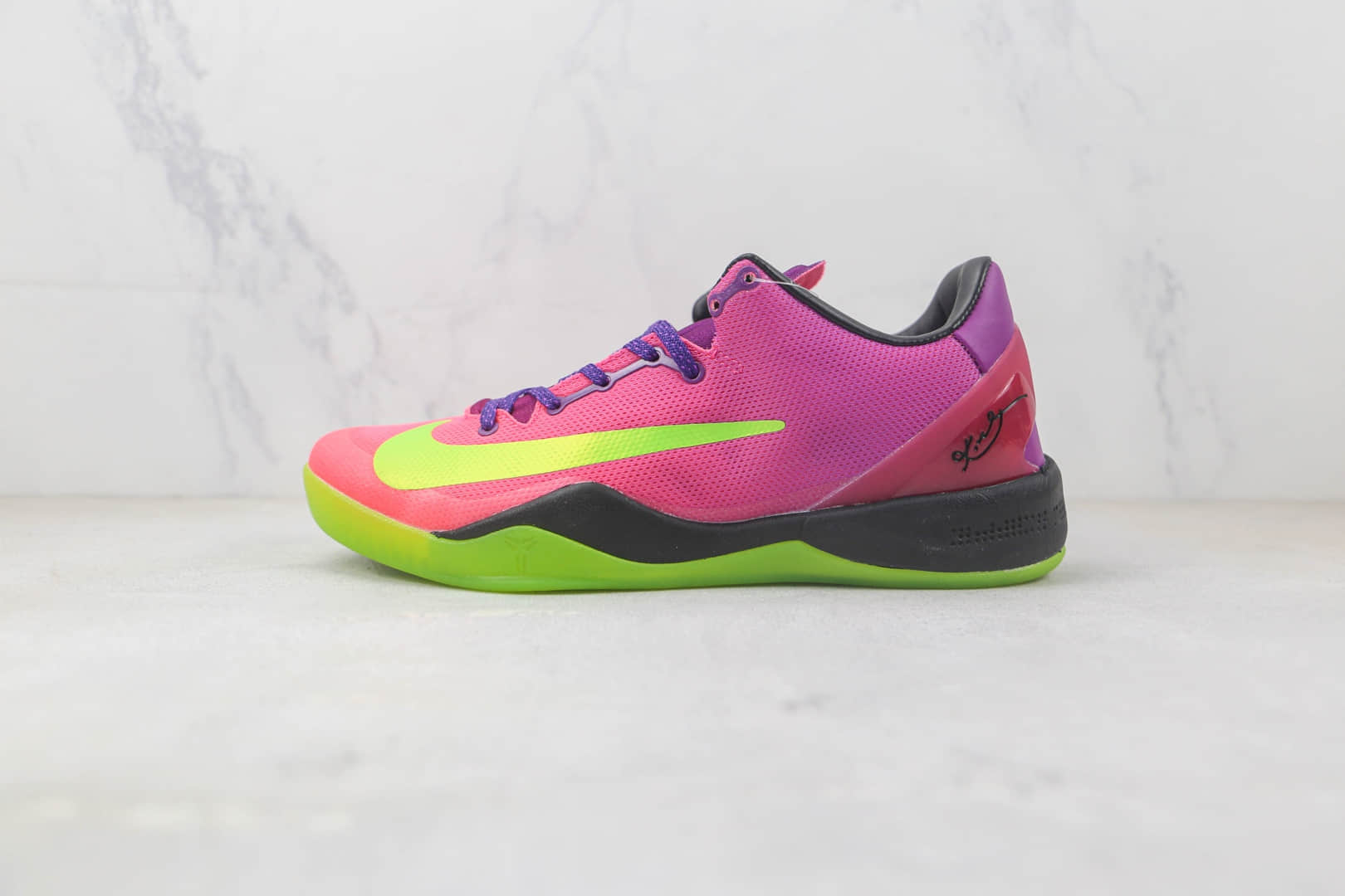 耐克Nike Kobe 8 Mambacurial纯原版本科比8代粉色实战篮球鞋　耐克科比系列篮球鞋　货号：615315-500
