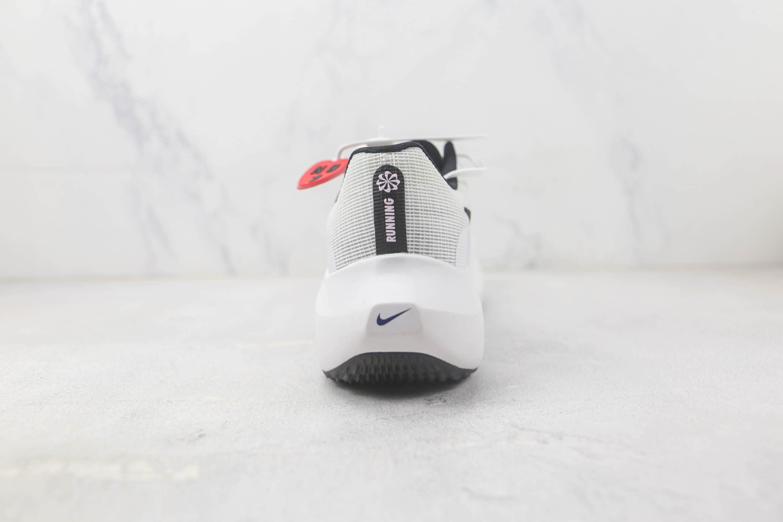 耐克Nike Zoom Fly 5纯原版本白黑蓝色Fly5慢跑鞋 耐克碳板慢跑鞋 货号：DZ2769-101