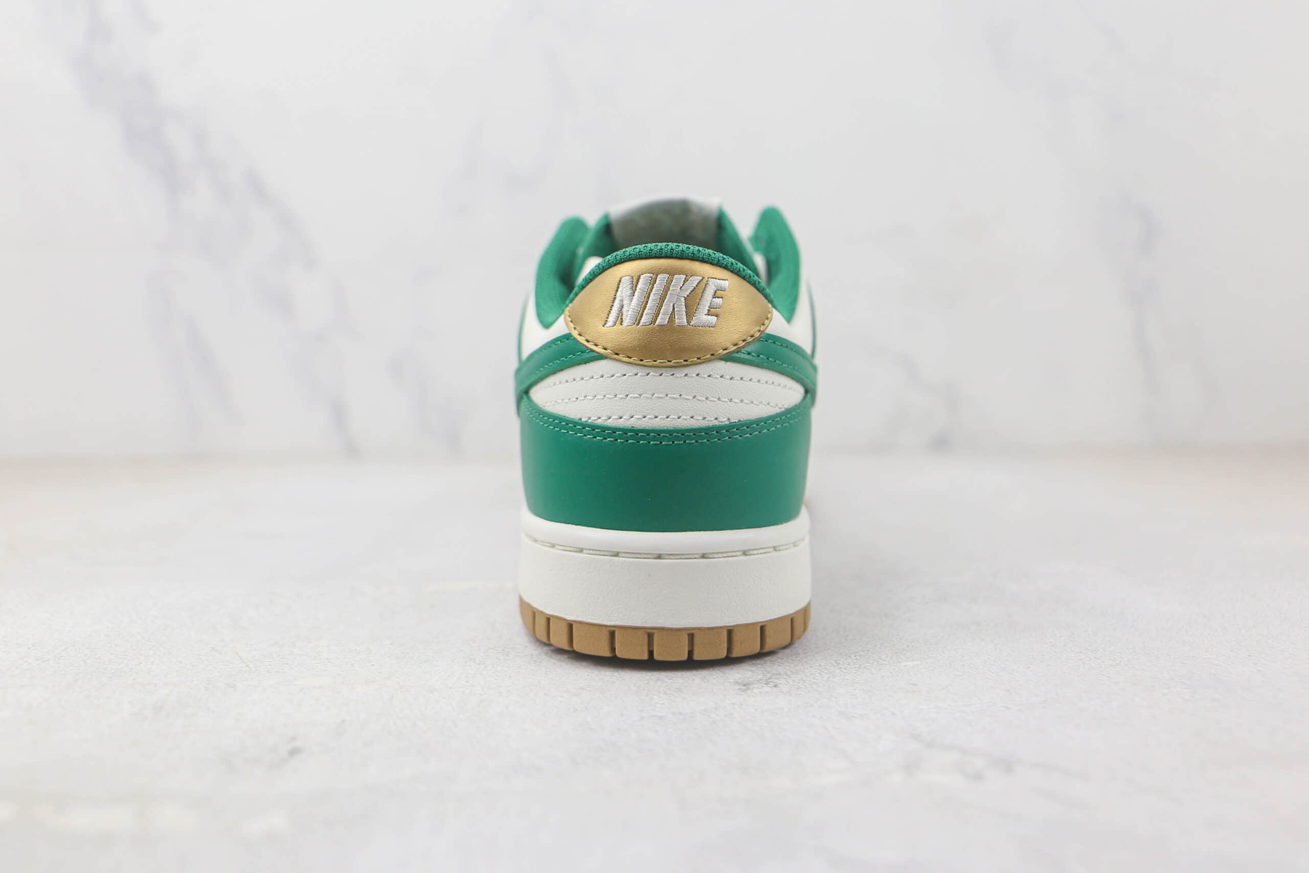 耐克Nike SB Dunk Low Dunk纯原版本低帮SB DUNK白绿生胶底板鞋 耐克DUNK系列校园板鞋 货号：FB7173-131