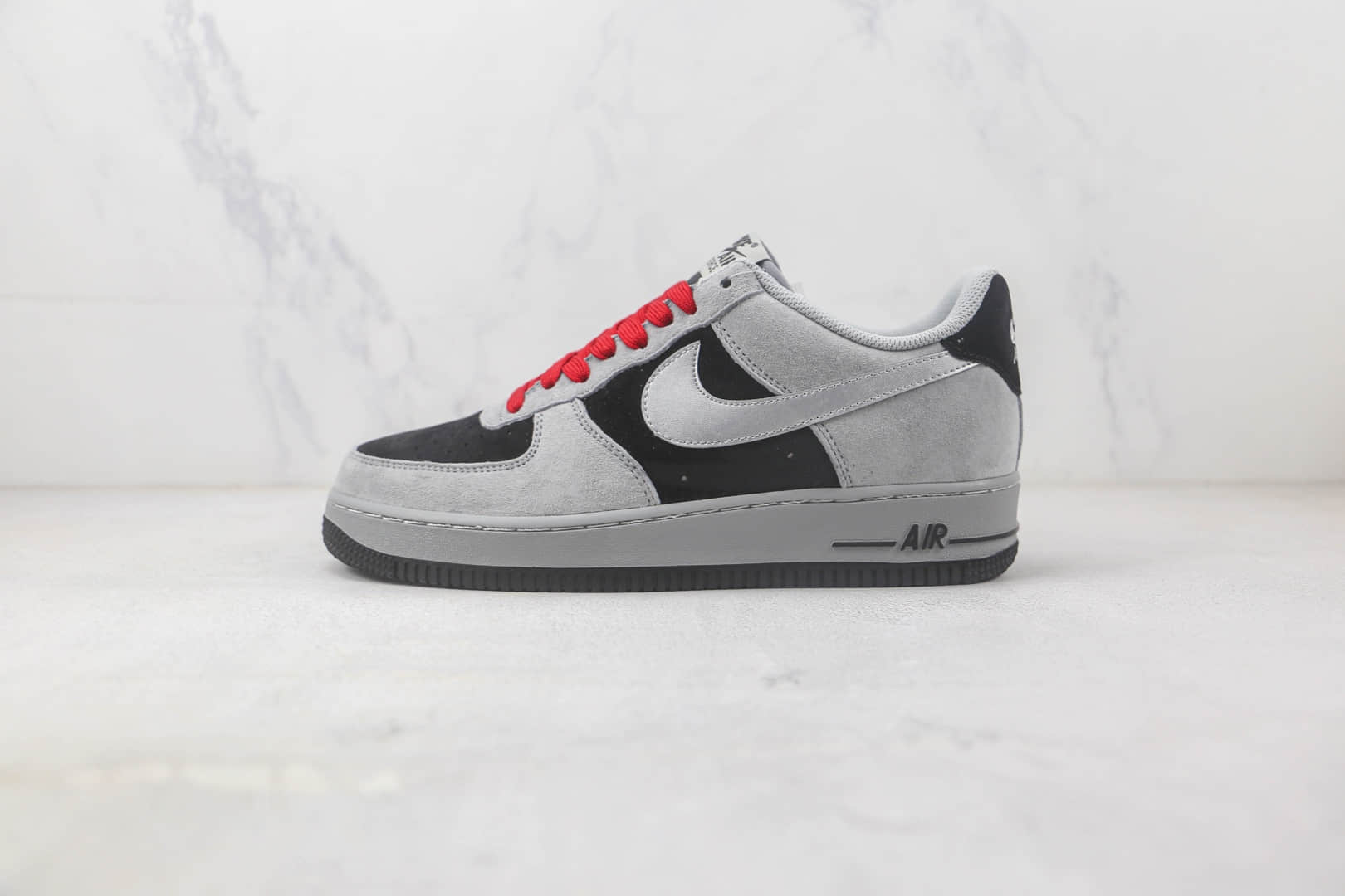 耐克Nike Air Force 1 Low 07纯原版本低帮空军一号灰黑拼接板鞋 耐克空军一号校园板鞋 货号：DA0068-123