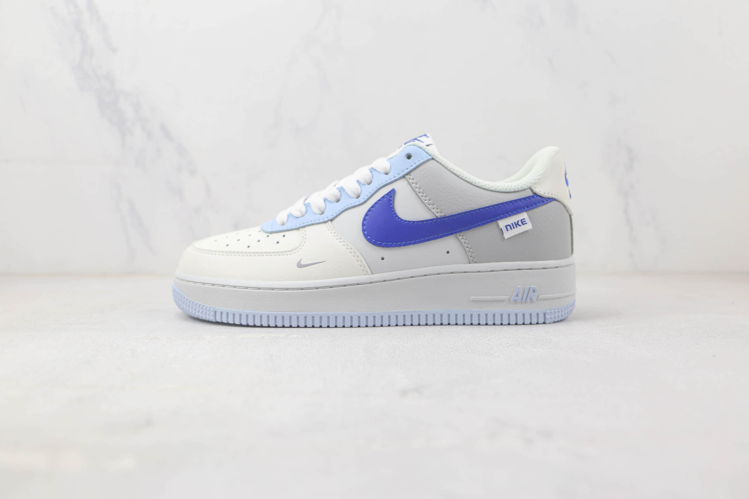 耐克Nike Air Force 1 Low 07纯原版本低帮空军一号灰蓝双勾板鞋 耐克空军一号校园板鞋 货号：FB8144-222