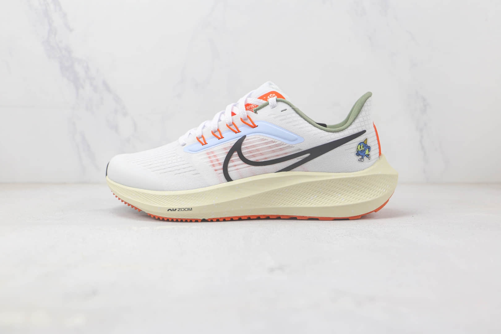 耐克Nike Zoom Pegasus 39纯原版本登月39代白色慢跑鞋 耐克登月全系列慢跑鞋 货号：DX6050-101