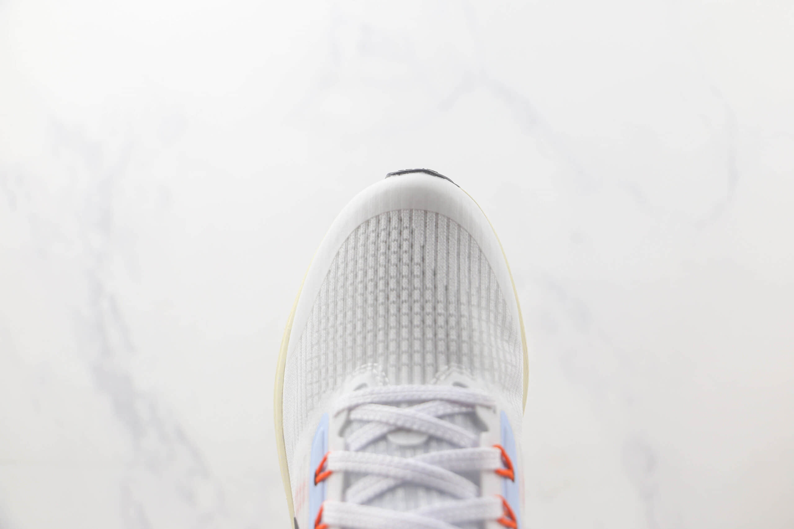 耐克Nike Zoom Pegasus 39纯原版本登月39代白色慢跑鞋 耐克登月全系列慢跑鞋 货号：DX6050-101