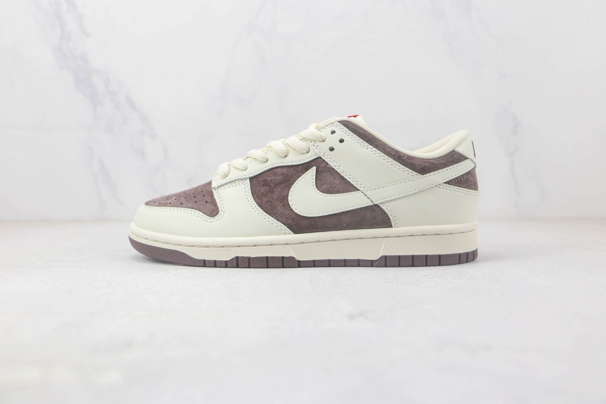 耐克Nike SB Dunk Low Dunk纯原版本低帮SB DUNK白棕色板鞋 莆田天花板DUNK系列板鞋 货号：DN0068-226