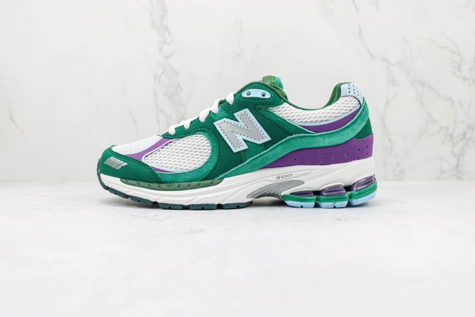 新百伦New Balance 2002纯原版本NB2002白绿紫色复古老爹鞋 新百伦NB2002全系列跑鞋 货号：M2002RUT