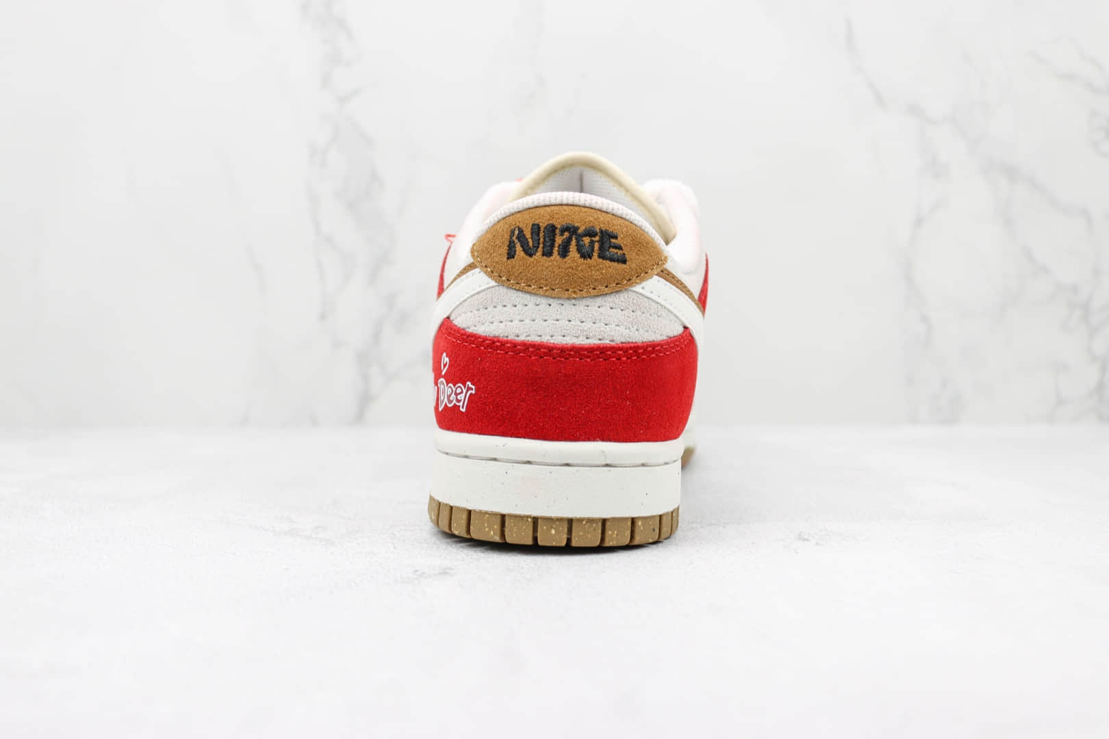 耐克Nike Dunk Low SE 85纯原版本低帮DUNK圣诞节主题白红色板鞋 莆田天花板DUNK系列 货号：DO9457-112