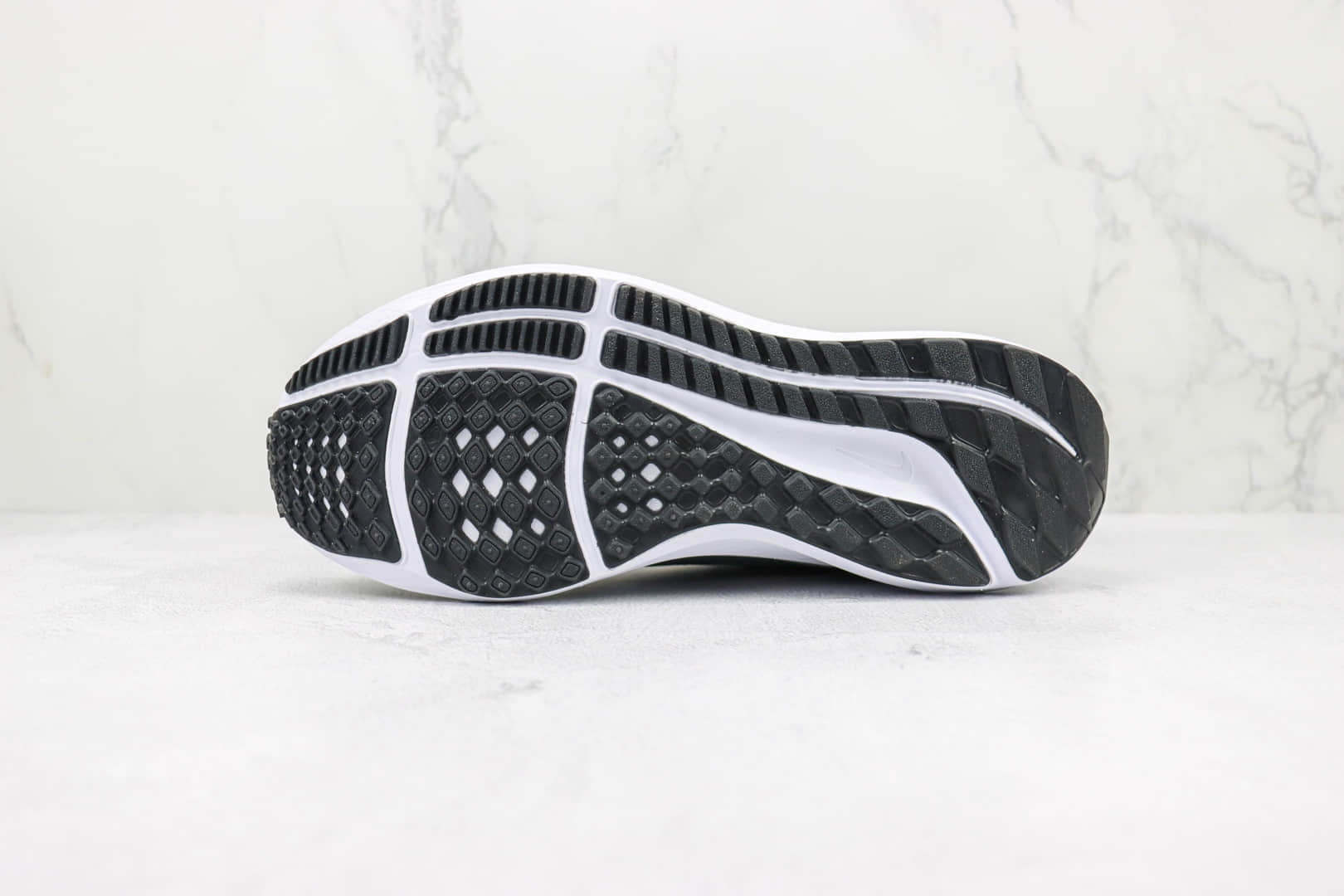 耐克Nike Air Zoom Pegasus 40纯原版本登月40代灰白色慢跑鞋 耐克Zoom系列慢跑鞋 货号：DV3854-106