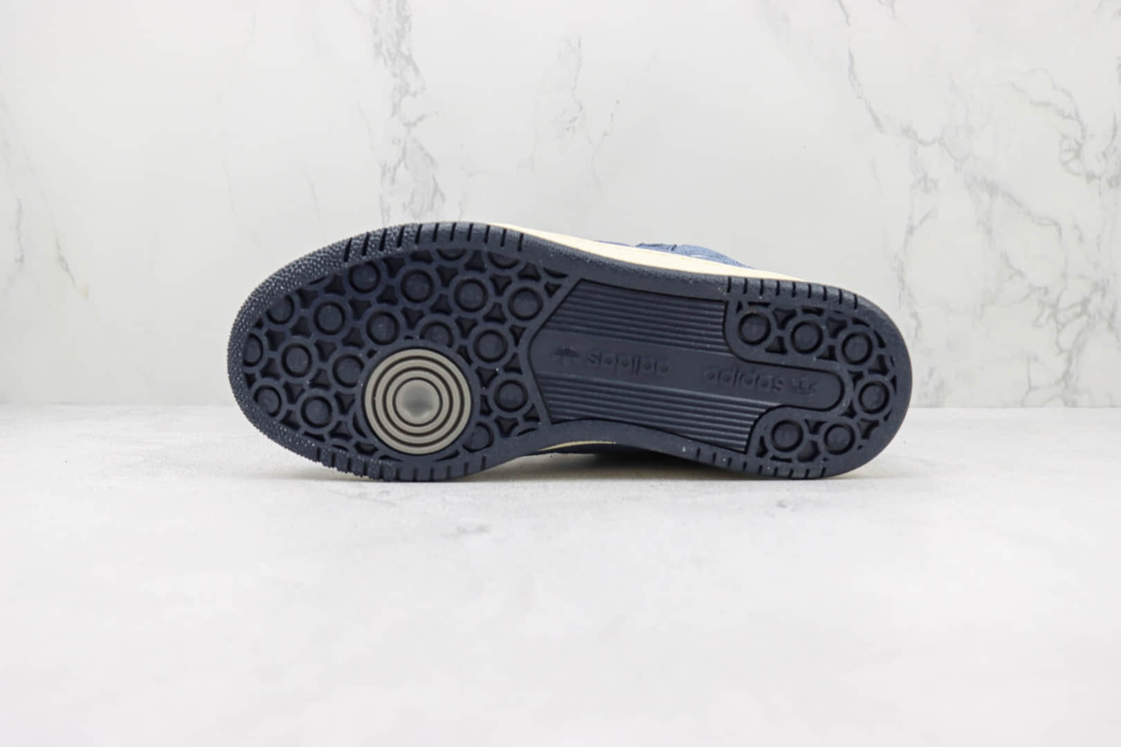 阿迪达斯Adidas Originals Centennial 85 High纯原版本高帮复古蓝白色麂皮板鞋 莆田天花板阿迪达斯板鞋 货号：FZ5992