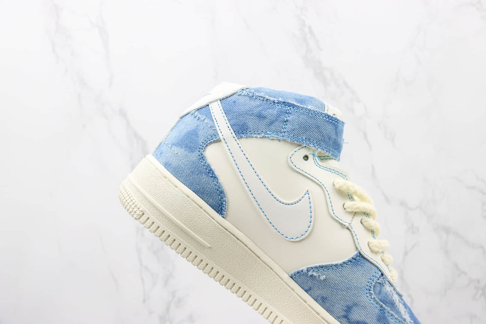 耐克Nike Air Force 1 Mid纯原版本中帮空军一号做旧牛仔米白蓝配色板鞋 耐克空军一号校园板鞋 货号：CW1888-622