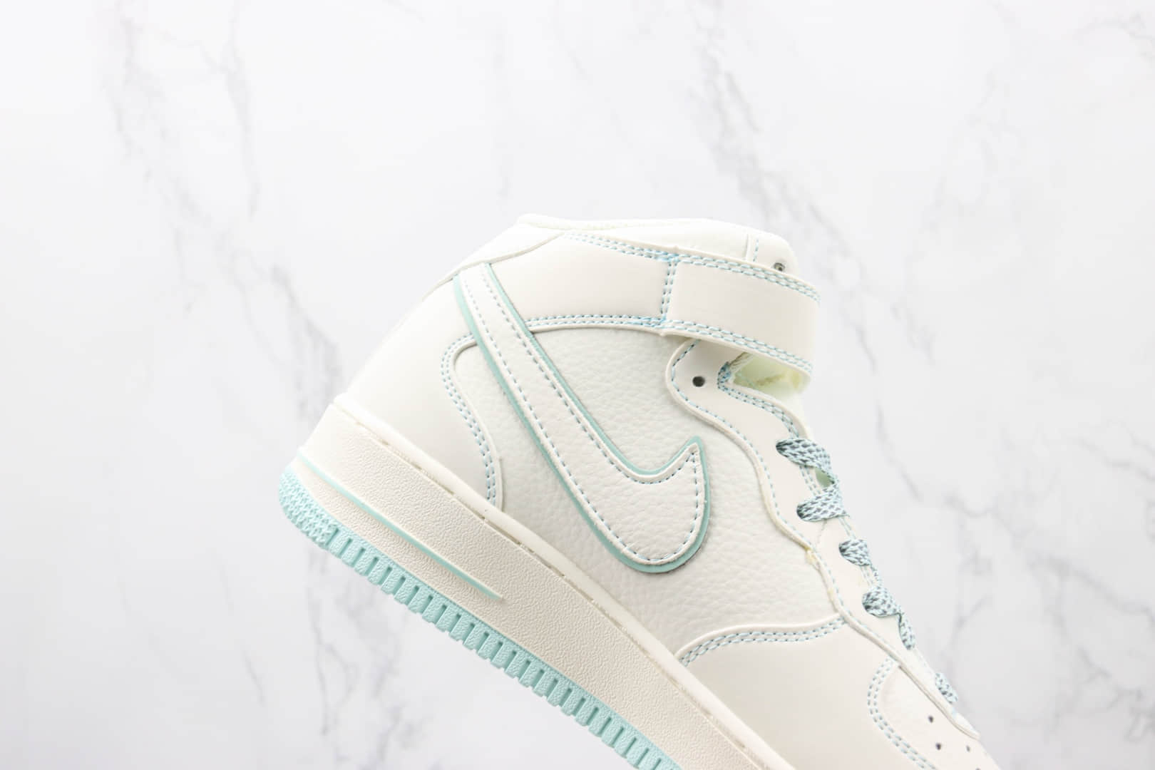 耐克Nike Air Force 1 Mid纯原版本中帮空军一号白蓝色板鞋 耐克空军一号校园板鞋 货号：GB5969-002