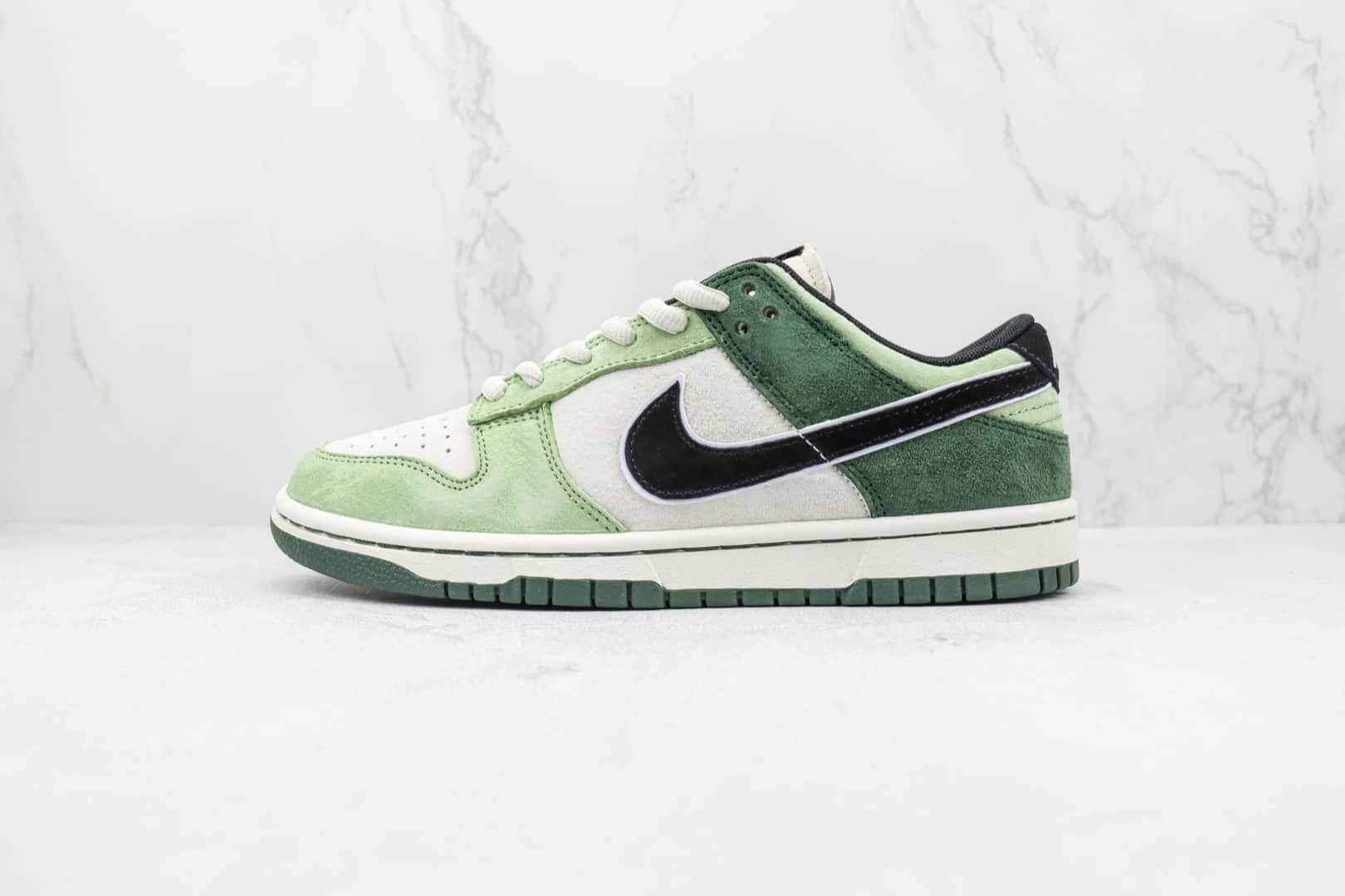 耐克Nike SB Dunk Low Steamboy OST x Otomo Katsuhiro大友克洋联名款纯原版本低帮SB DUNK麂皮摩卡绿板鞋 莆田天花板DUNK板鞋 货号：LF0068-001