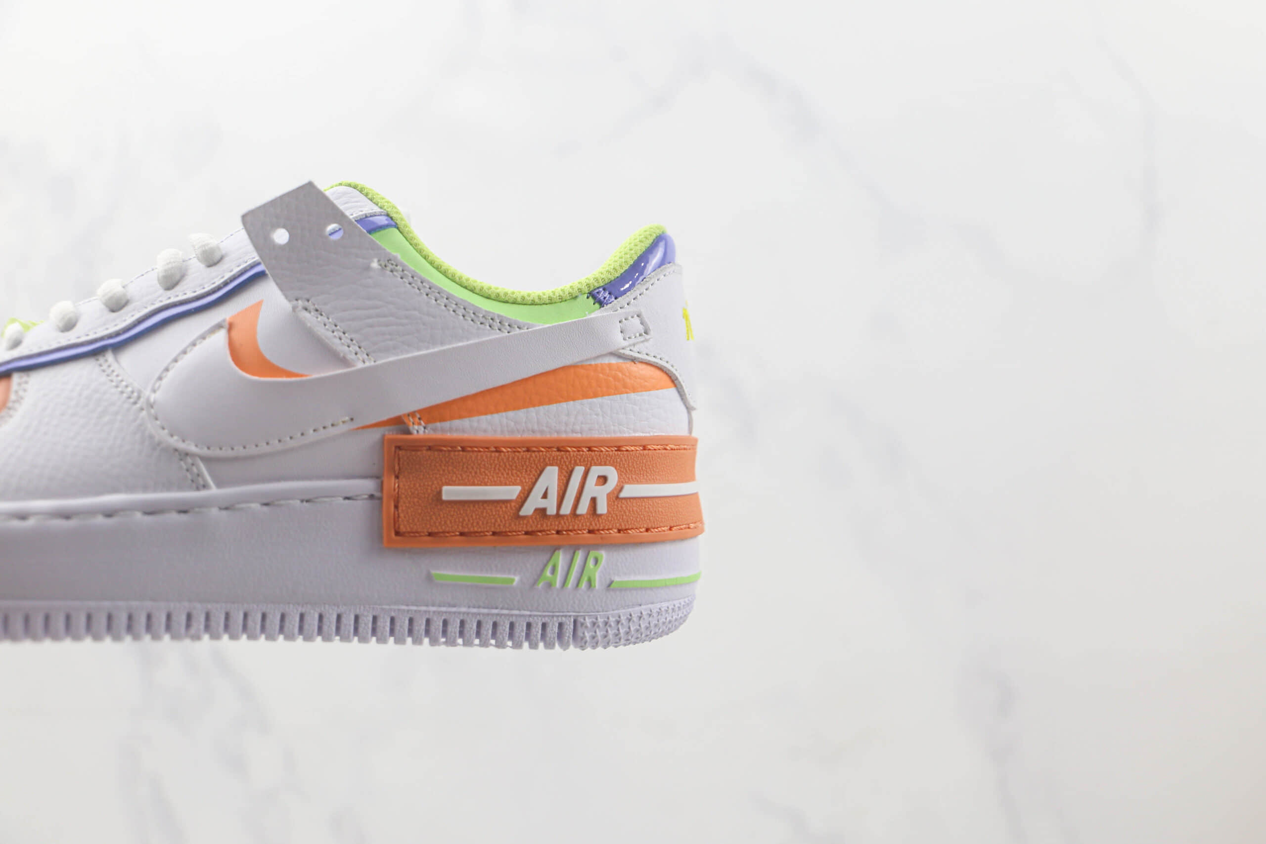 耐克Nike Air Force 1 Shadow Multi-Color纯原版本低帮空军一号白绿橙鸳鸯配色板鞋 耐克空军一号校园板鞋 货号：DX3718-100