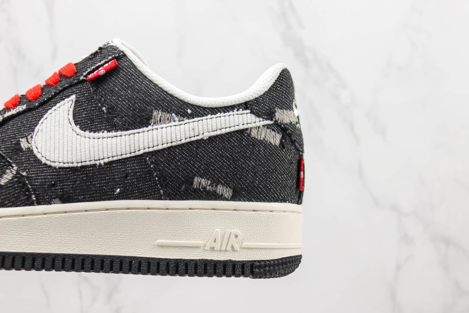 耐克Nike Air Force 1 Nike Low纯原版本低帮空军一号李维斯黑色帆布板鞋 莆田空军一号校园板鞋 货号：LE5050-011