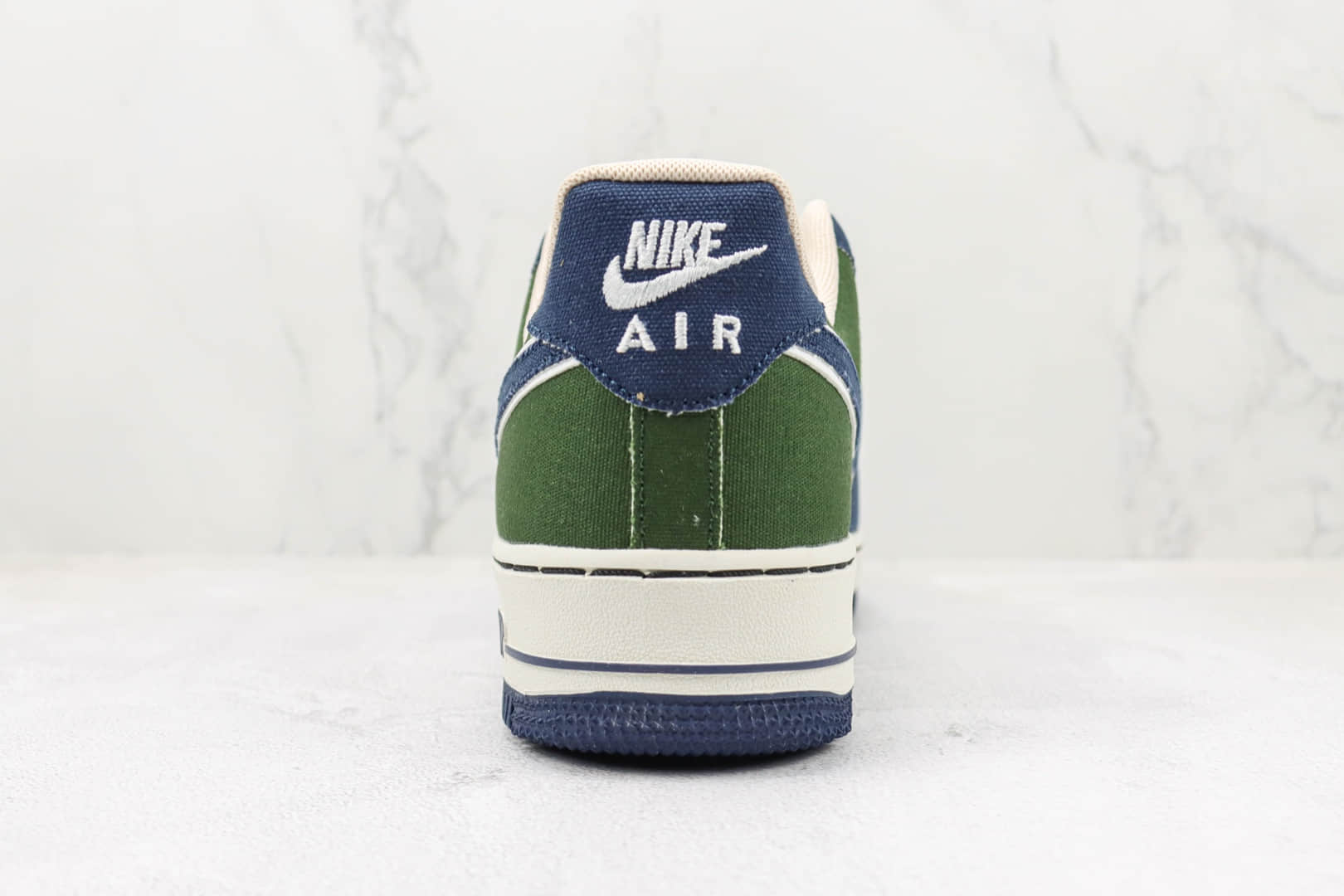 耐克Nike Air Force 107纯原版本低帮空军一号帆布白绿蓝拼色板鞋 耐克空军一号校园系列 货号：315122-661
