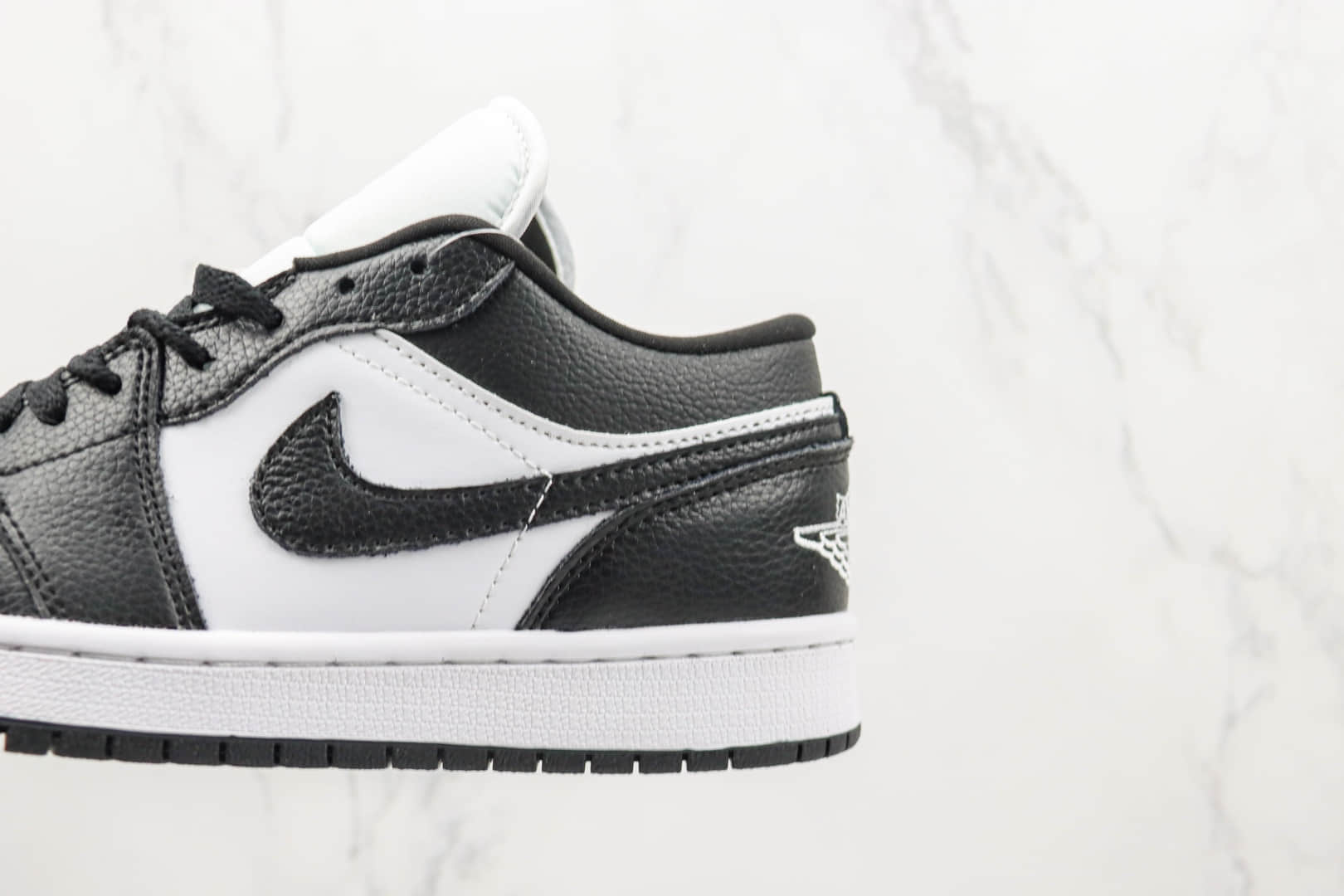 乔丹Air Jordan 1 Low Panda纯原版本低帮AJ1熊猫黑白色板鞋 莆田AJ1系列 货号：DC0774-101