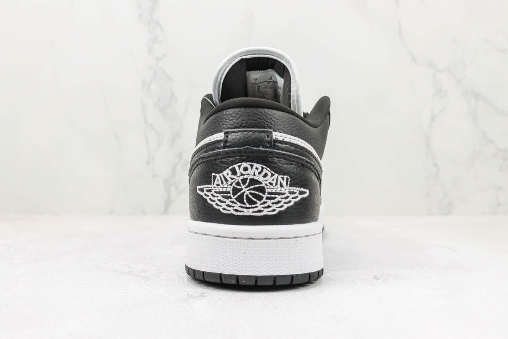 乔丹Air Jordan 1 Low Panda纯原版本低帮AJ1熊猫黑白色板鞋 莆田AJ1系列 货号：DC0774-101