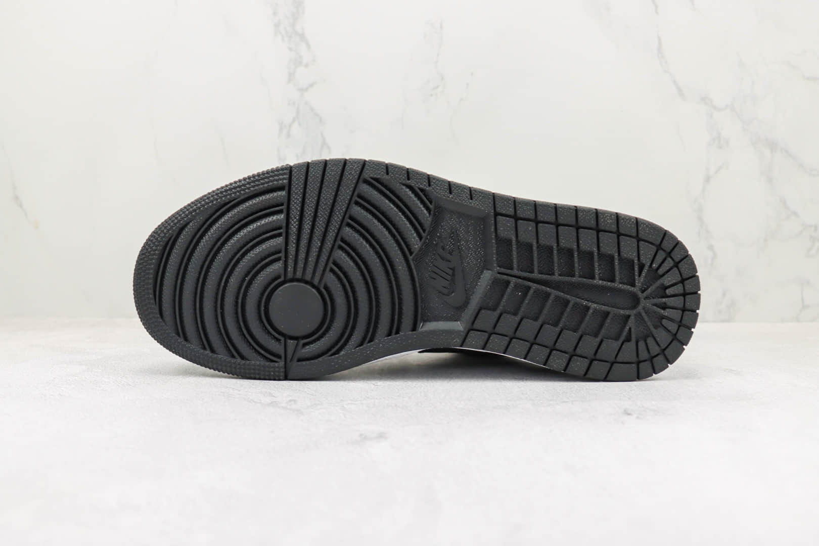 乔丹Air Jordan 1 Low Panda纯原版本低帮AJ1熊猫黑白色板鞋 莆田AJ1系列 货号：DC0774-101