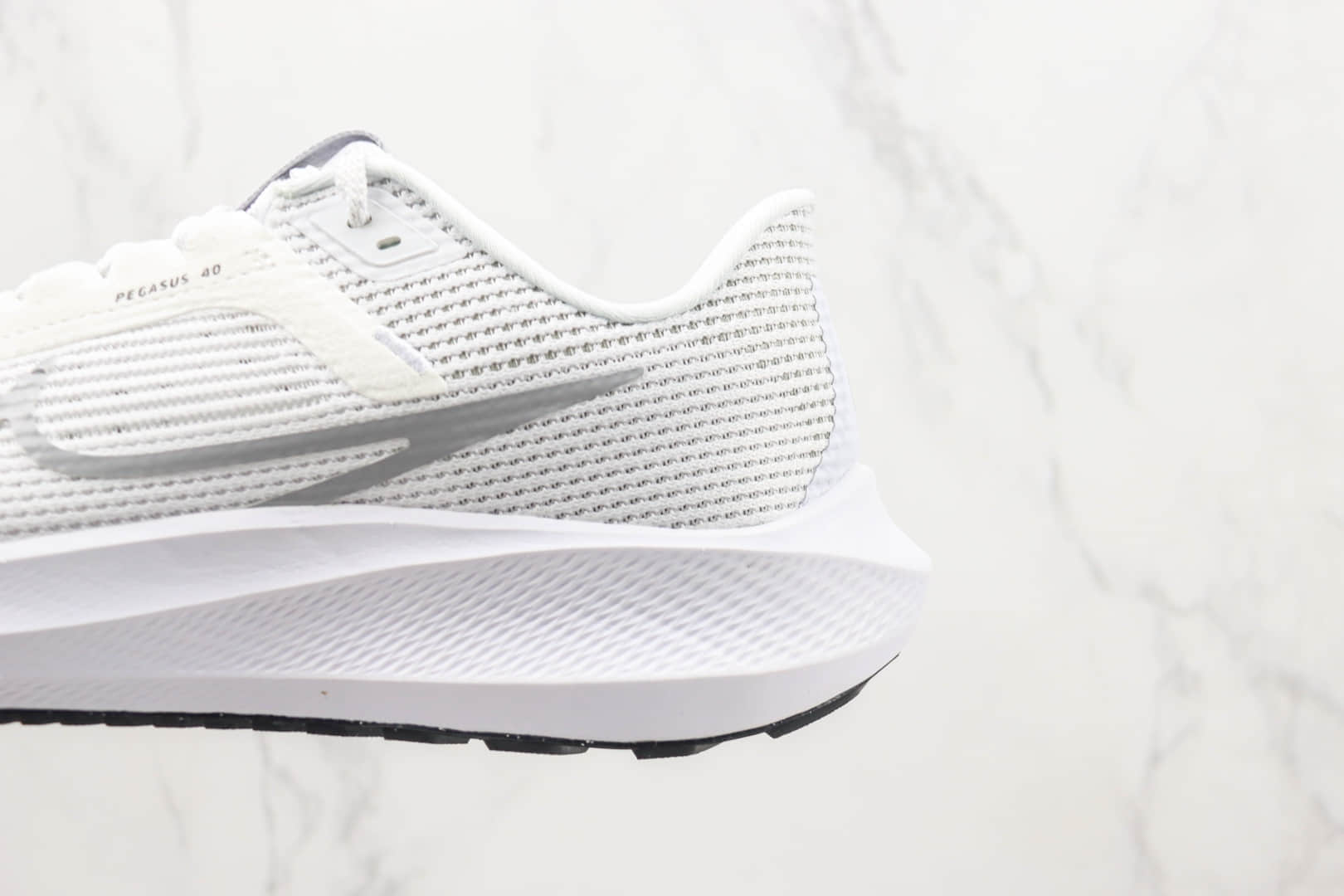 耐克Nike Air Zoom Pegasus 40纯原版本登月40代白色跑鞋 耐克ZOOM系列慢跑鞋 货号：DV3853-102