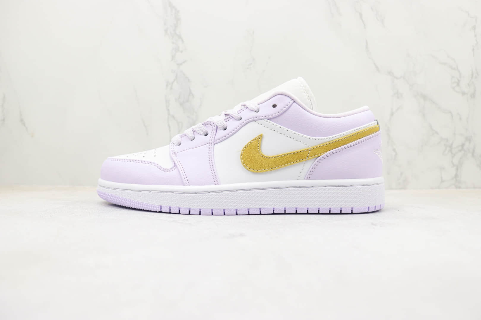 乔丹Air Jordan 1 Low纯原版本低帮AJ1白紫色板鞋 莆田天花板AJ1系列 货号：DC0774-501