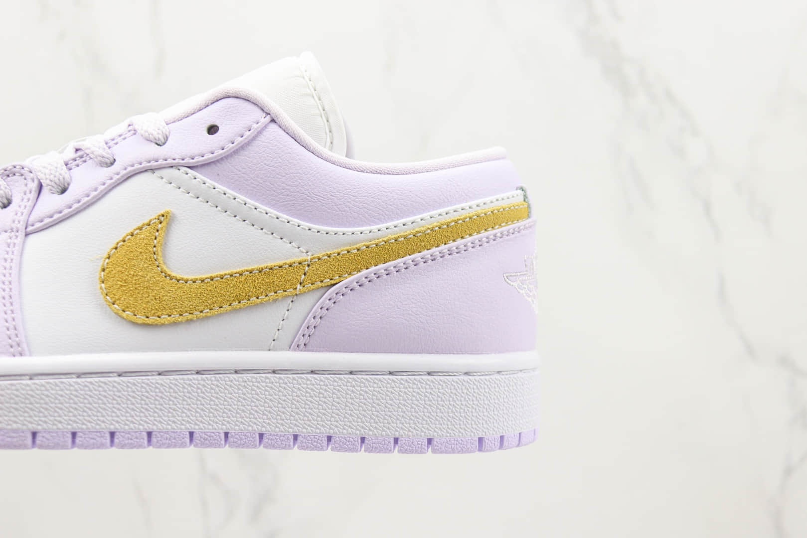 乔丹Air Jordan 1 Low纯原版本低帮AJ1白紫色板鞋 莆田天花板AJ1系列 货号：DC0774-501