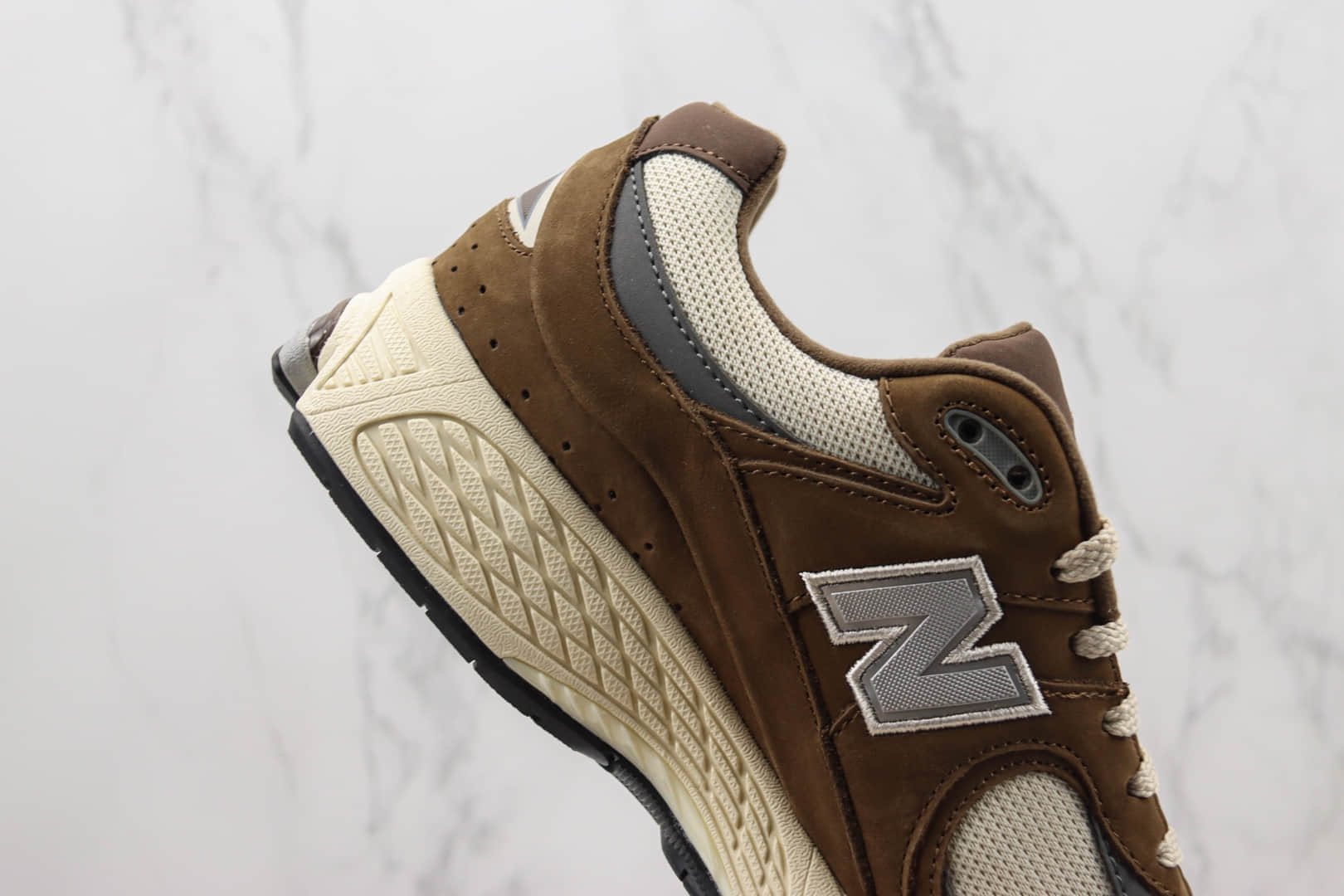 新百伦New Balance 2002R纯原版本NB2002R棕灰色复古跑鞋 莆田天花板NB系列跑鞋 货号：M2002RHS