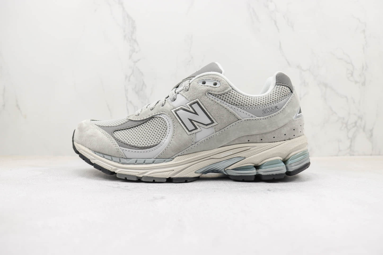 新百伦New Balance 2002R纯原版本NB2002R云雾灰复古老爹鞋 莆田天花板NB系列跑鞋 货号：ML2002R0