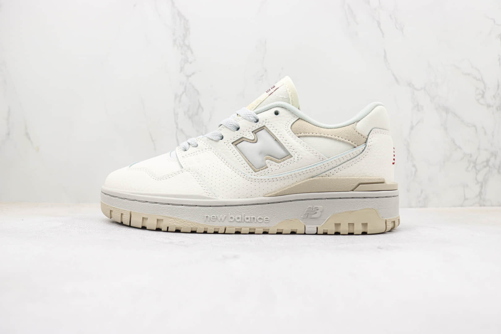 新百伦New Balance 550纯原版本NB550篮球板鞋 莆田新百伦货源 货号：BB550LN1