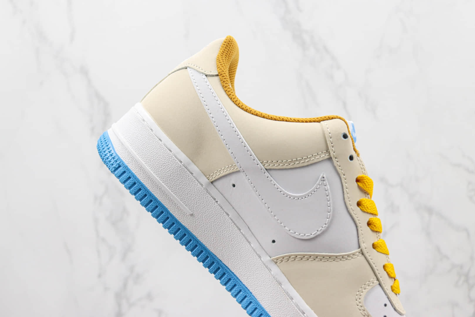 耐克Nike Air Force 1纯原版本北面古驰联名空军一号低帮AF1米白色板鞋 复刻耐克空军一号系列 货号：315122-011