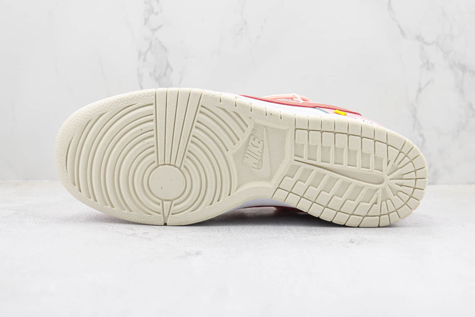 耐克Nike SB Dunk Low纯原版本低帮Dunk白粉兔子解构抽绳板鞋 莆田天花板Dunk系列 货号：CW1590-017