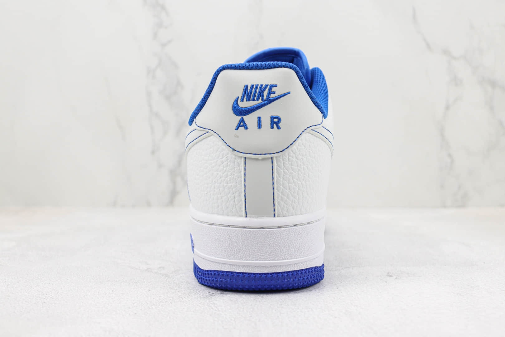 耐克Nike Air Force 1纯原版本空军一号白蓝缝线低帮板鞋 莆田耐克货源 货号：CN2896-102