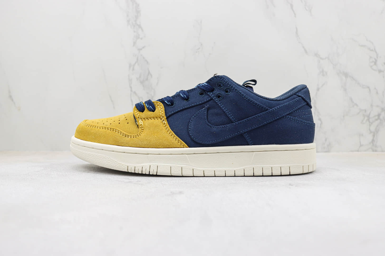 耐克Nike SB Zoom Dunk Low纯原版本低帮SB Dunk帆布黄蓝拼色板鞋 莆田耐克货源 货号：DX6775-400