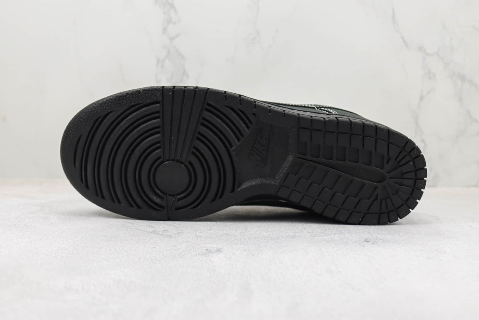 耐克Nike SB Dunk Low纯原版本低帮SB DUNK黑武士白缝线板鞋 莆田天花板Dunk系列 货号：DF0517-221