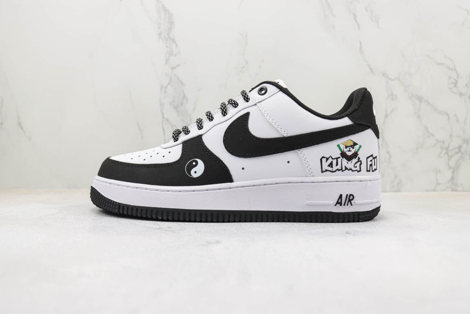 耐克Nike Air Force 1 Low纯原版本空军一号AF1功夫熊猫低帮板鞋 莆田天花板AF1系列 货号：BS9055-701