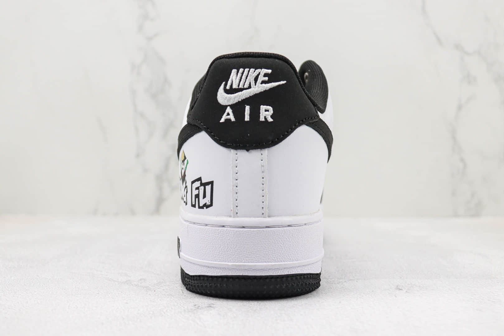 耐克Nike Air Force 1 Low纯原版本空军一号AF1功夫熊猫低帮板鞋 莆田天花板AF1系列 货号：BS9055-701