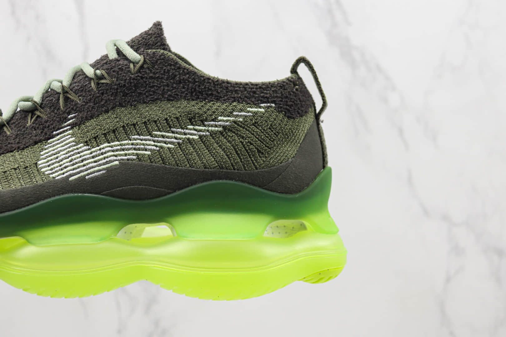 耐克Nike Air Max Scorpion FK纯原版本灰绿色大气垫跑鞋 莆田耐克货源 货号：DJ4701-300