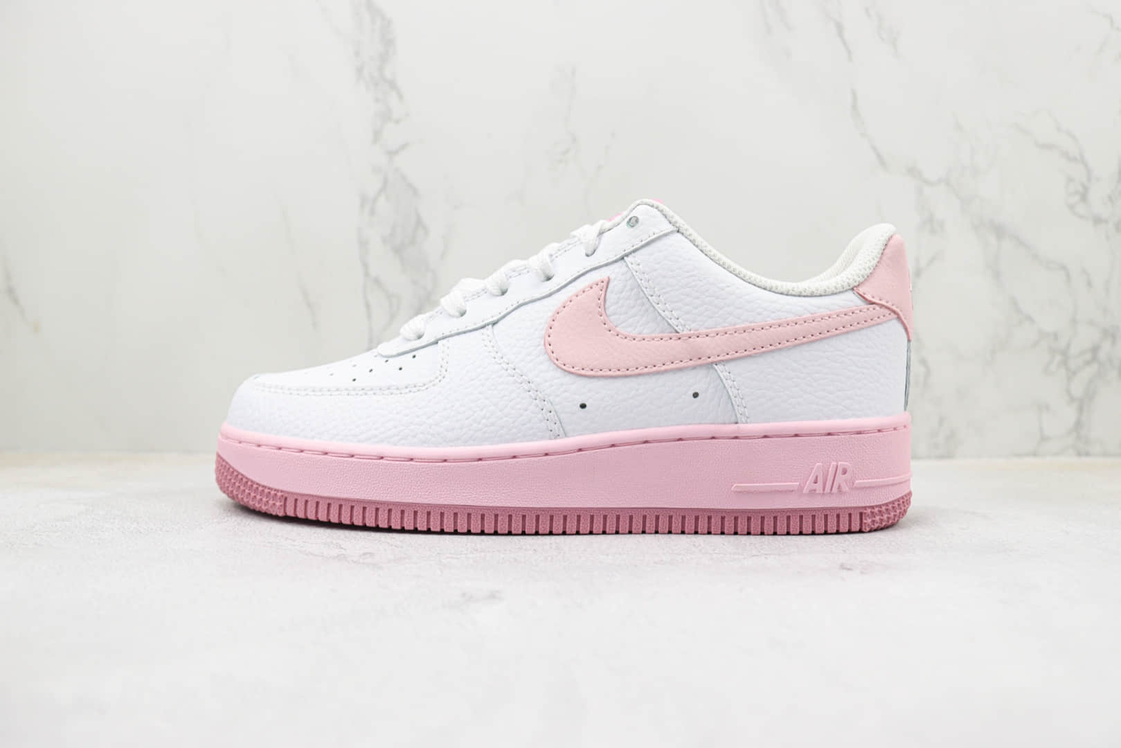 耐克Nike Air Force 1纯原版本低帮空军一号白粉色板鞋 莆田天花板AF1系列 货号：CT3839-107