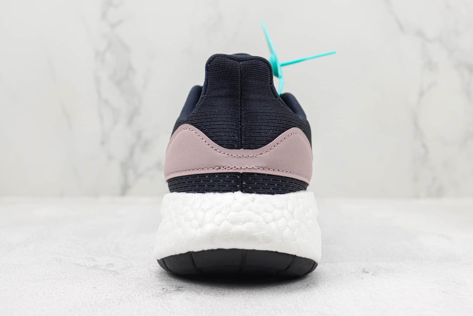阿迪达斯Adidas Pureb Boost Ultra Boost 22 Consortium纯原版本UB6.0蓝粉色爆米花跑鞋 莆田阿迪达斯UB爆米花跑鞋 货号：HQ1460