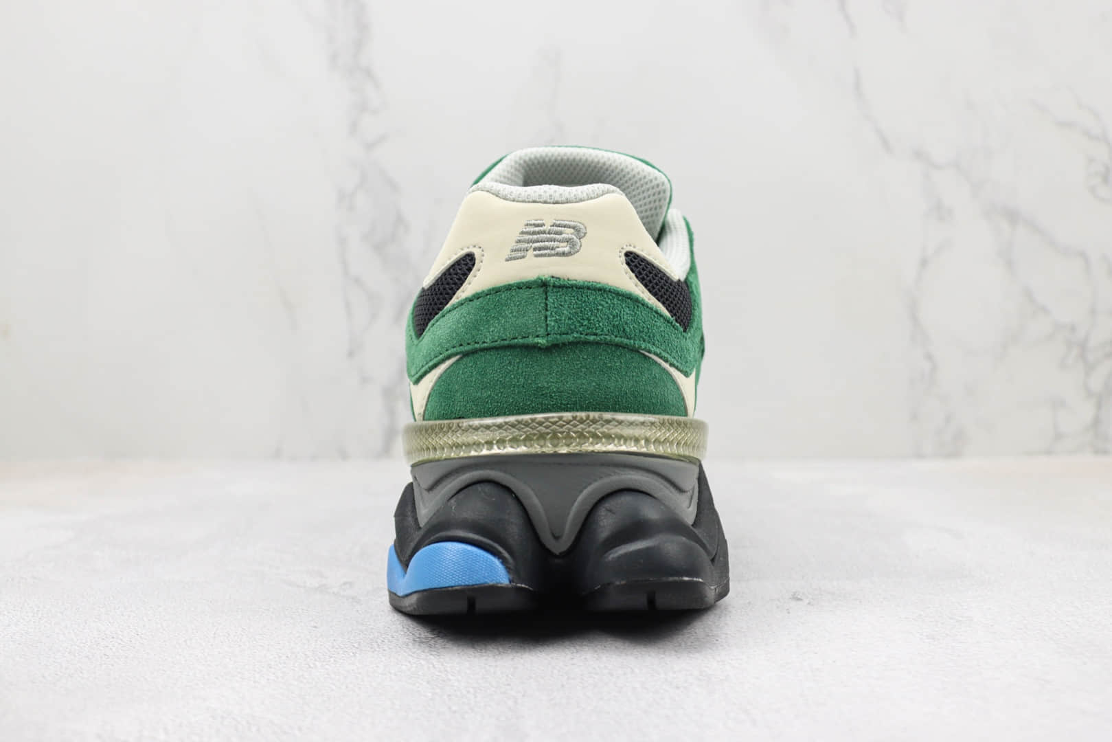 新百伦Joe Freshgoods x New Balance 9060纯原版本NB9060联名款黑绿色复古慢跑鞋 莆田新百伦货源 货号：U9060VRA