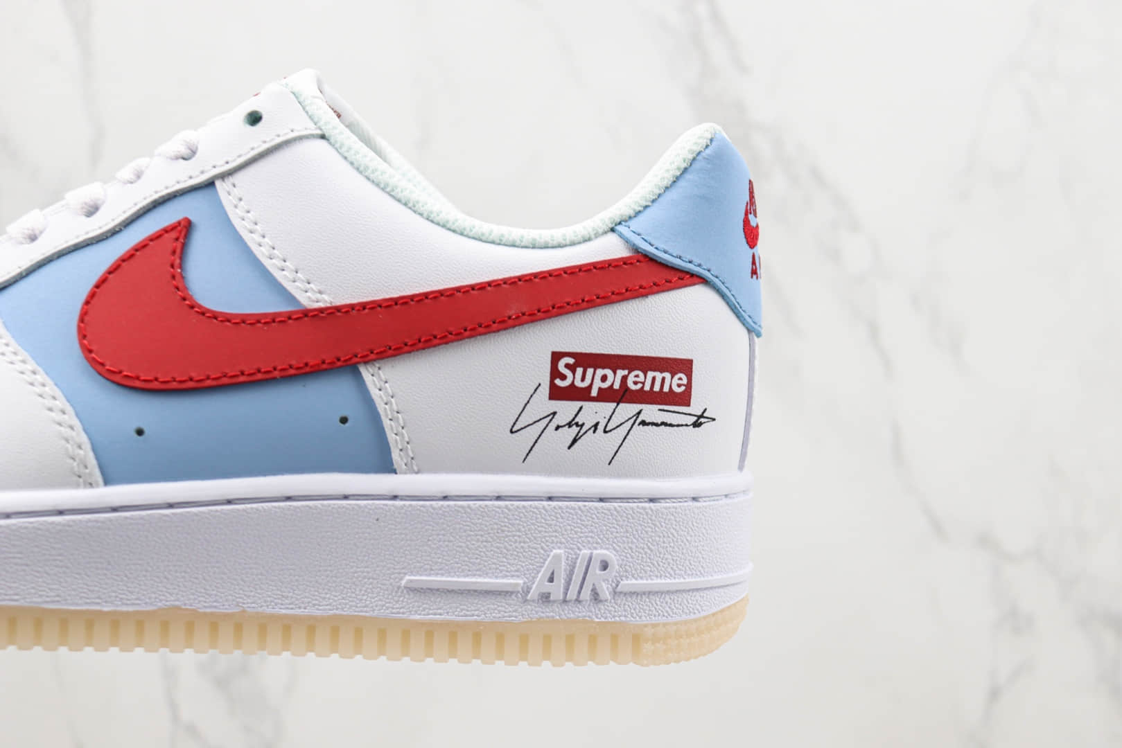 耐克Nike Air Force 1 Low纯原版本空军一号Supreme联名白蓝红板鞋 莆田天花板AF1系列 货号：BS9055-826